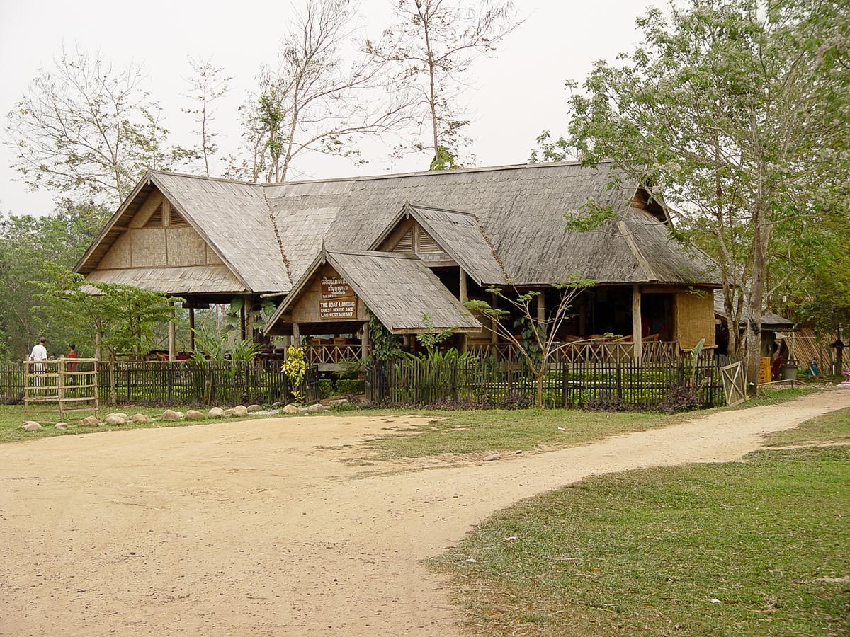 The Boat Landing Hotel Луанг Намта Екстериор снимка